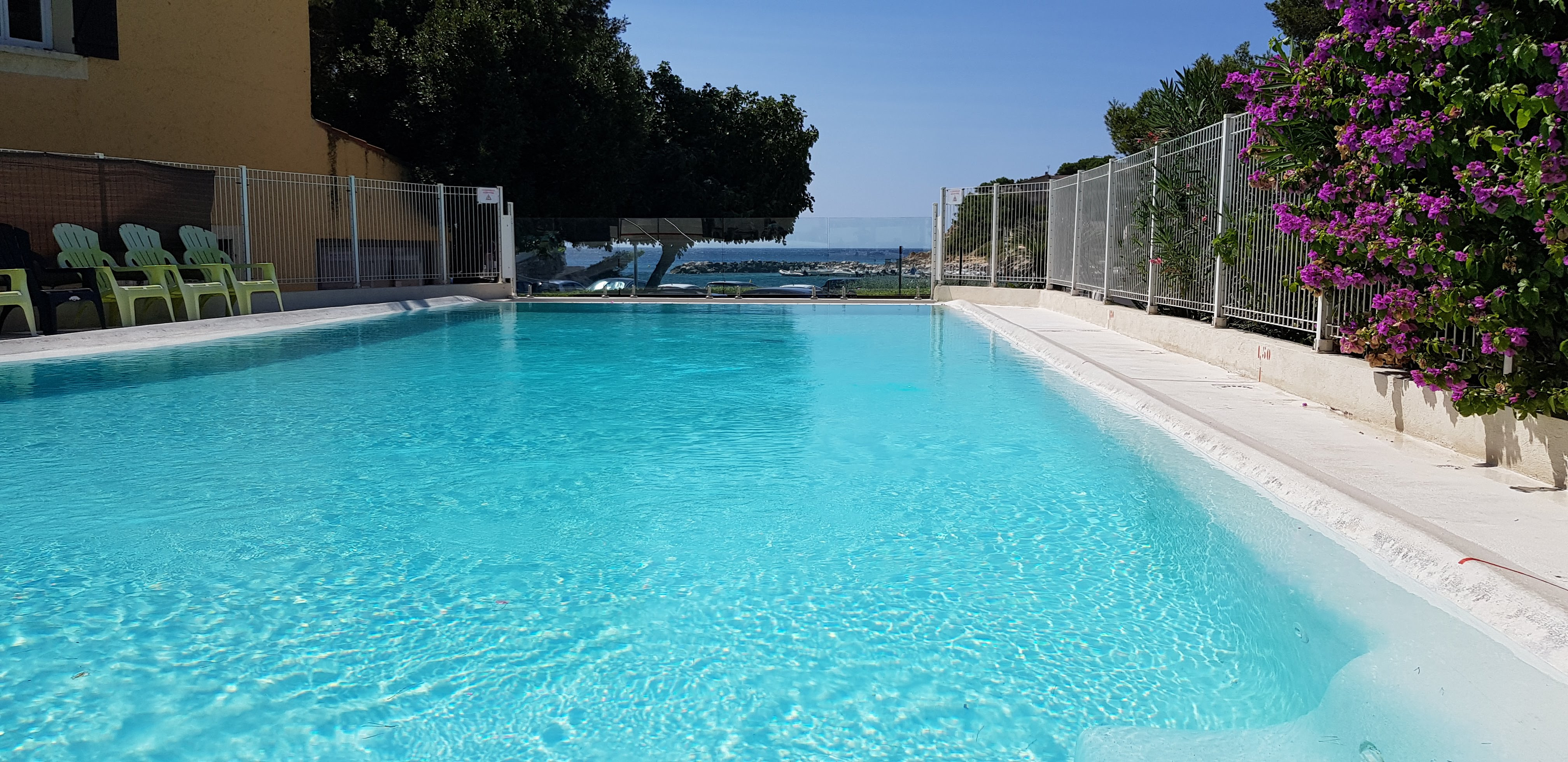 Location de camping en bord de mer en Provence