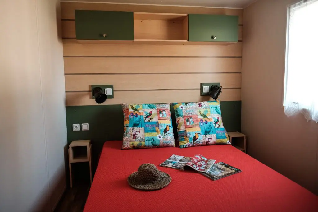 garden-lodge-mobil-home-chambre-parents