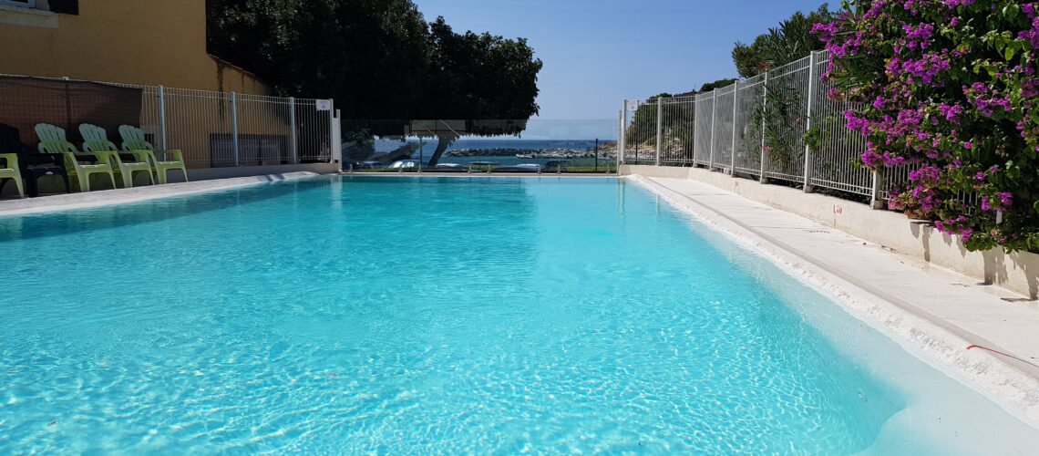 Location de camping en bord de mer en Provence